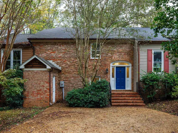 3018 Old Stone Dr, Birmingham, AL 35242