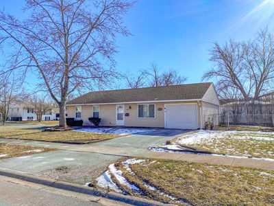 208 E Mulberry Dr, Glenwood, IL, 60425