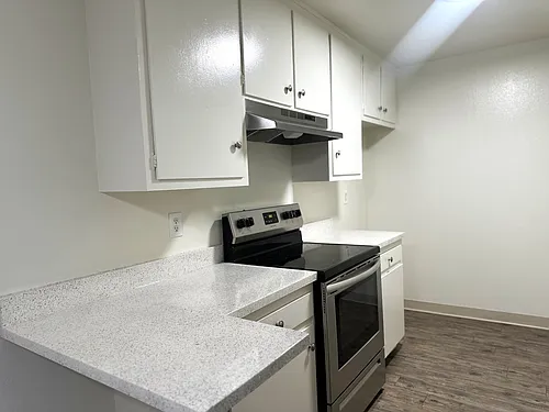 Garden View Apartments Photo 1