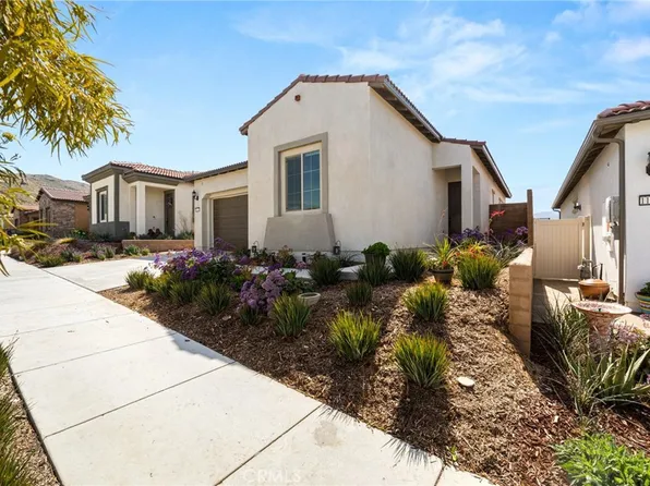 11907 Greenpeak St, Corona, CA 92883
