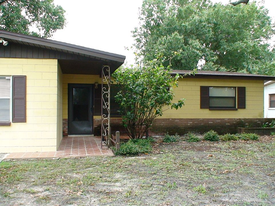 1st image of 2321 E Colby Ln