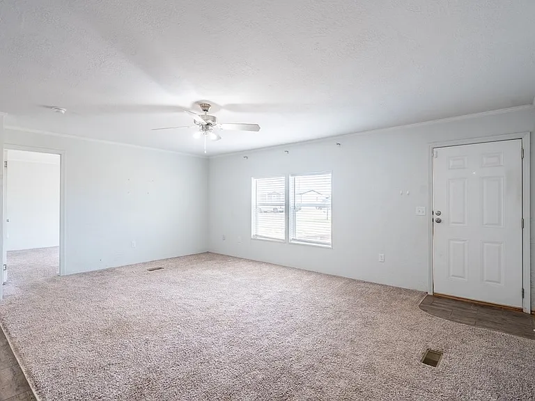 8 NW Bit Ct — Photo 12