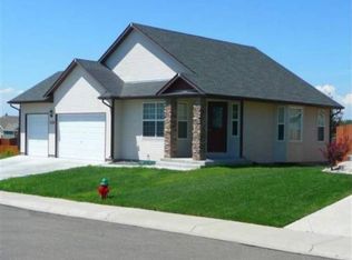 1316 Medley Loop, Cheyenne, WY 82007