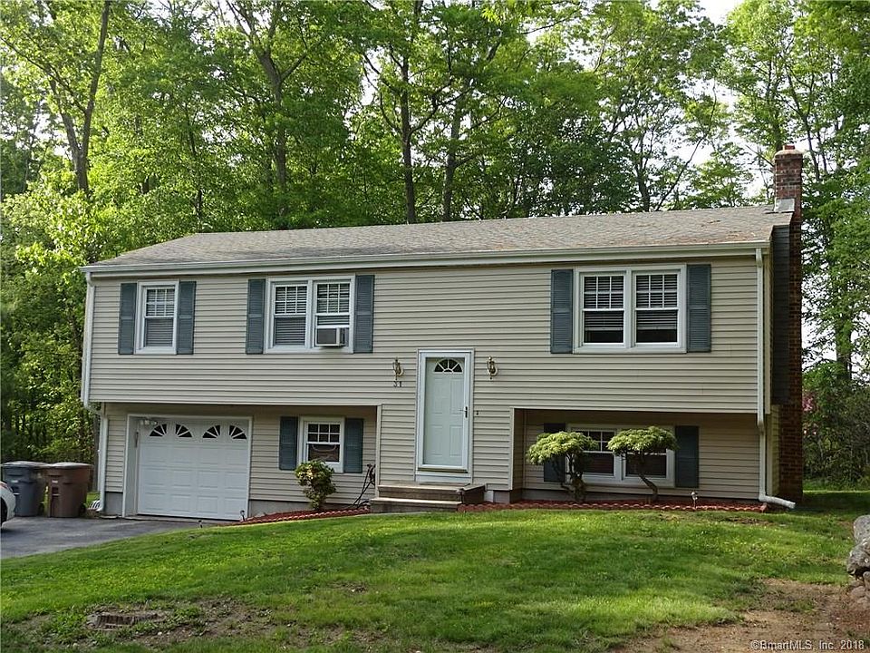 1st image of 31 Stoneywood Dr