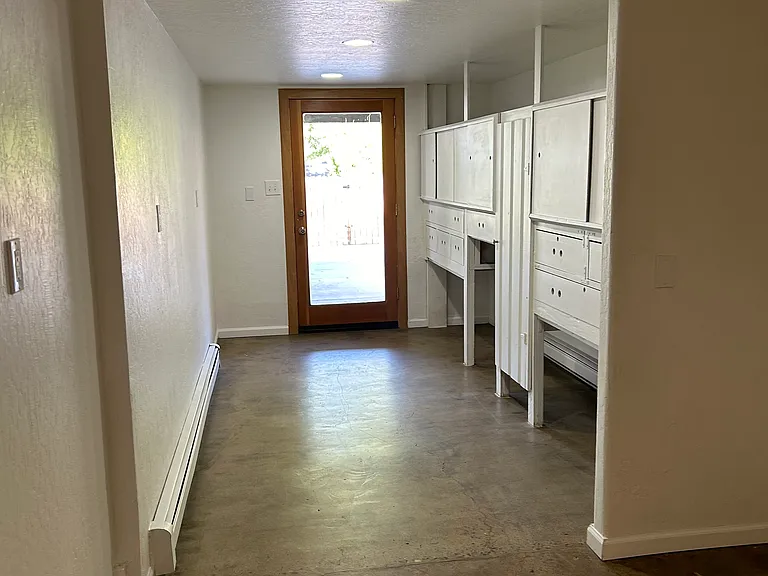 1030 Lander St #2 — Photo 2