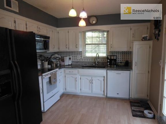 Nice light-filled kitchen.