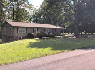 4656 Wilburn Dr, Conover, NC 28613