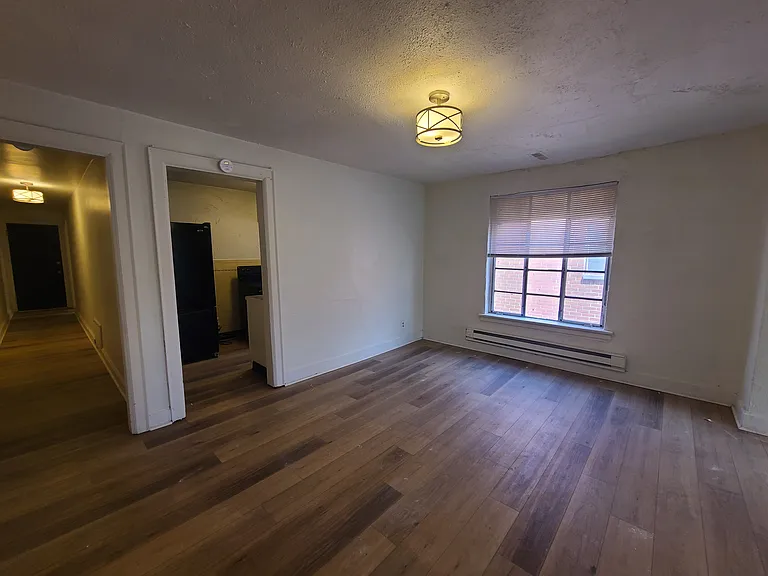 1001 Lilley Ave #D — Photo 3