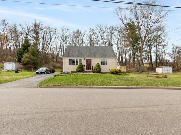 25 Birchwood Drive, Middletown, CT 06457