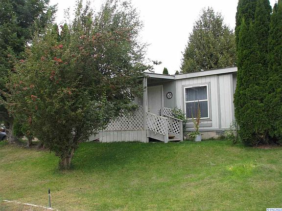 2nd image of 304 Tumbleweed Ct