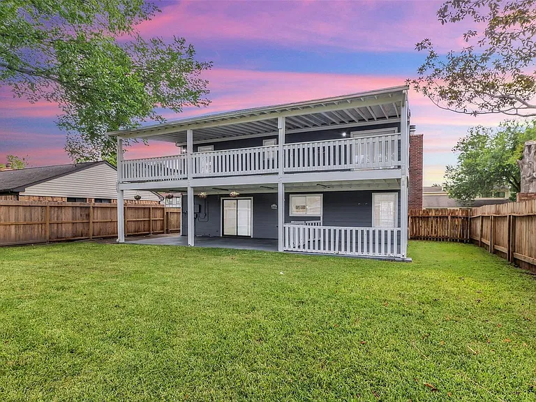 15830 Pipers View Dr — Photo 25