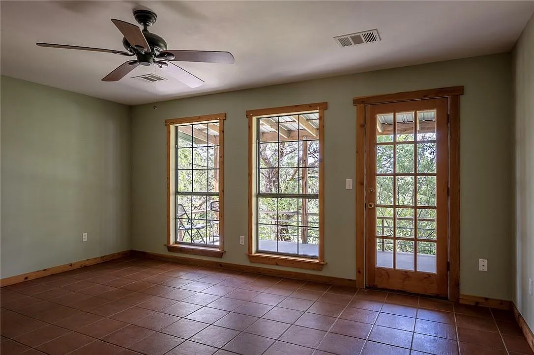 2 bed, 2.0 bath, 1222 sqft, $2,250 — Photo 4