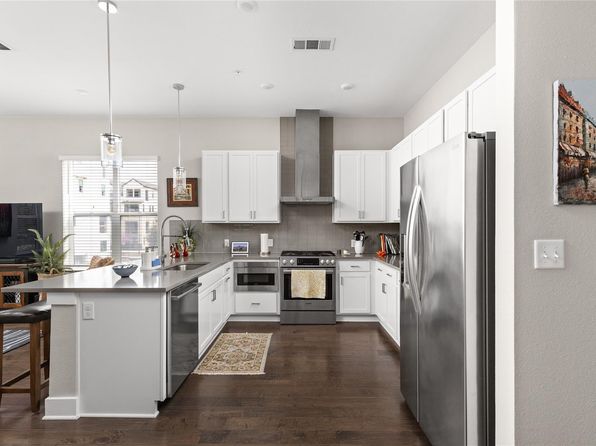 4325 Jackson Ave #2105