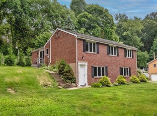 2236 Montgomery Rd, Sewickley, PA 15143
