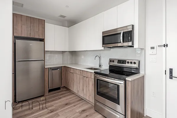 Rented by Rennit Inc. | media 8