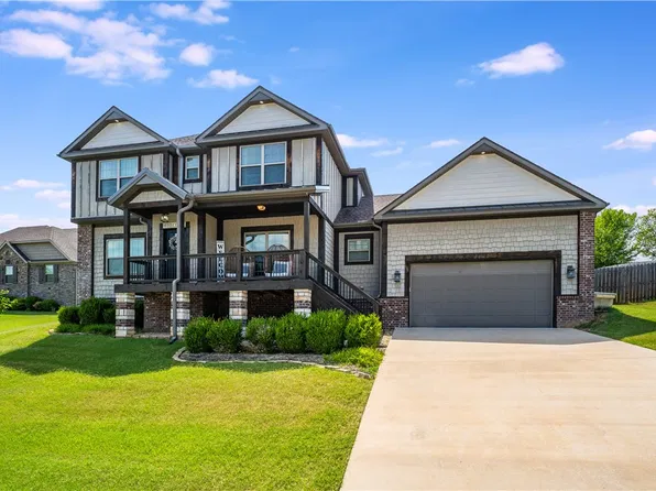 1125 Nemett Cir, Pea Ridge, AR 72751