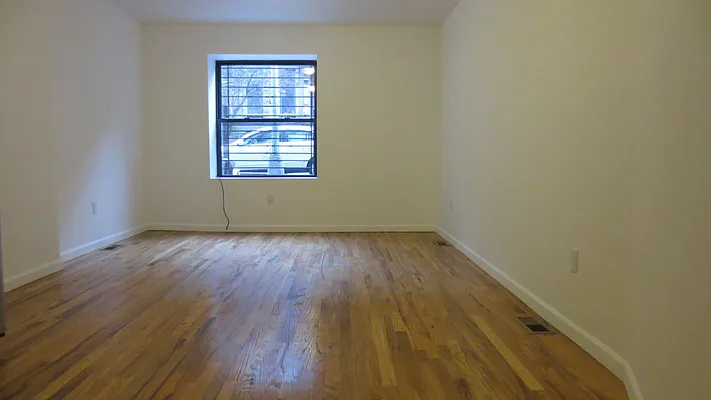 Rented by Bohemia Realty Group | media 61