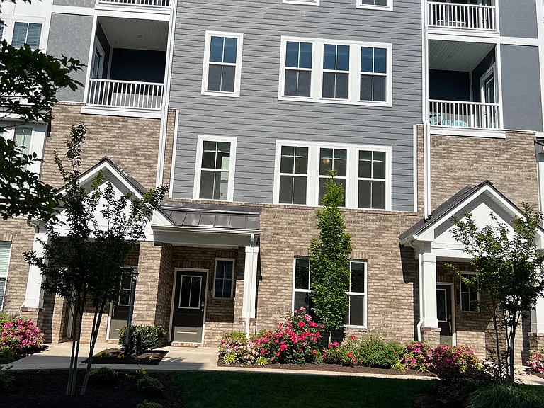 7306 Hancock Towns Ln — Photo 4