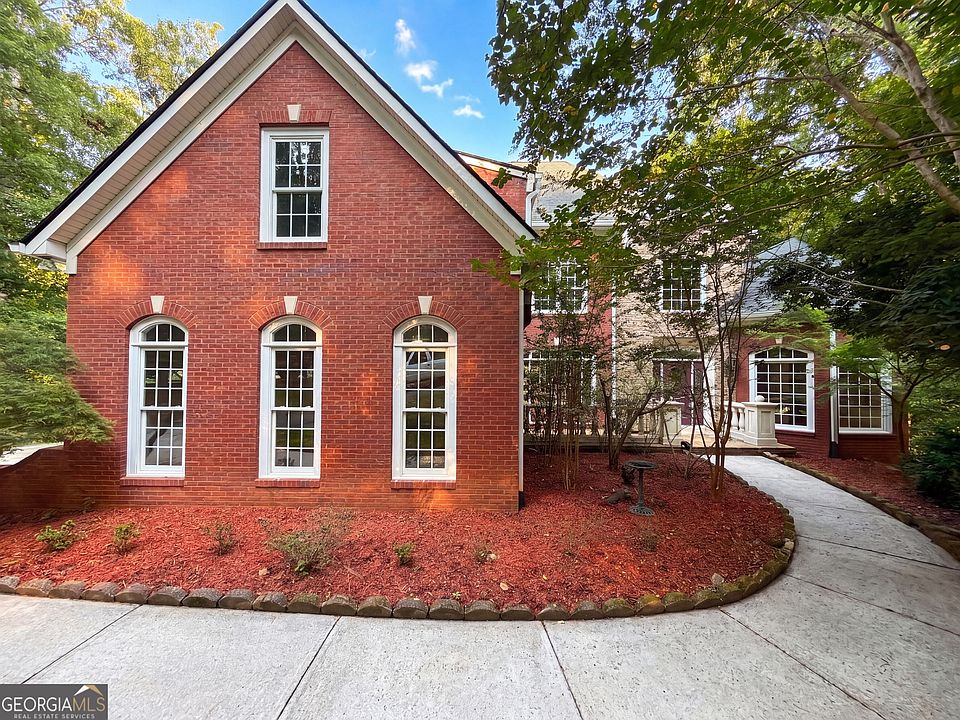 1st image of 65 Tanglewood Rd
