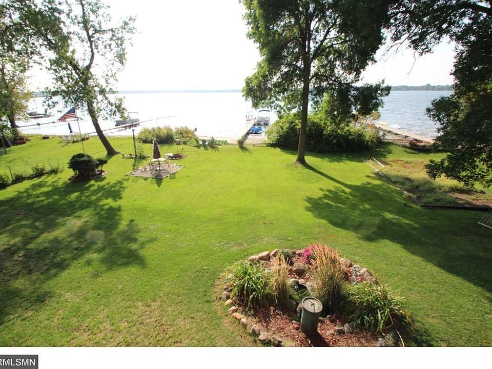1st image of 18365 Lakeview Point Dr NE