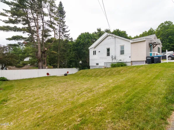 5 Stevens St, Pittsfield, MA 01201
