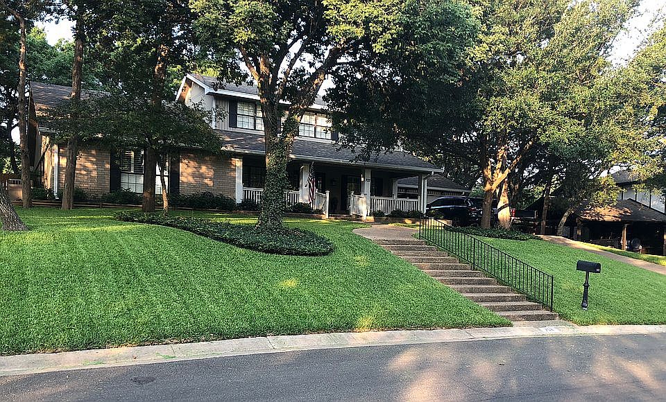 1st image of 702 Candlelight Dr