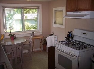 921 Princeton Ave, Lansing, MI 48915