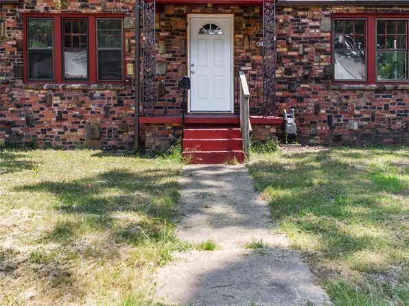 907 N Columbia Pl, Tulsa, OK 74110