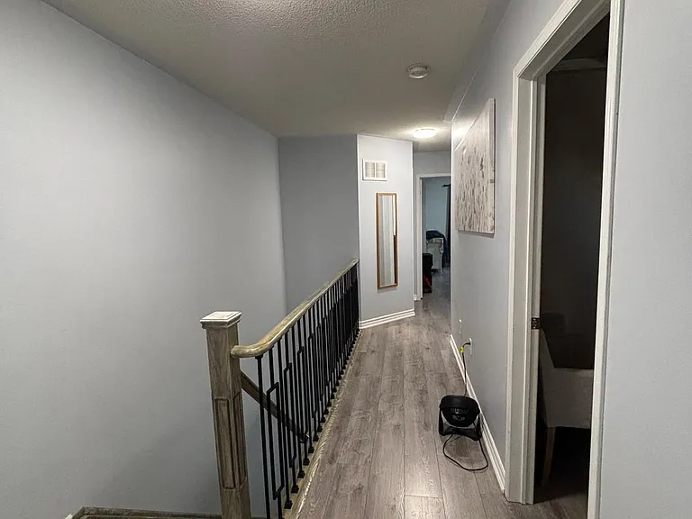 57 Bunchberry Way W — Photo 5