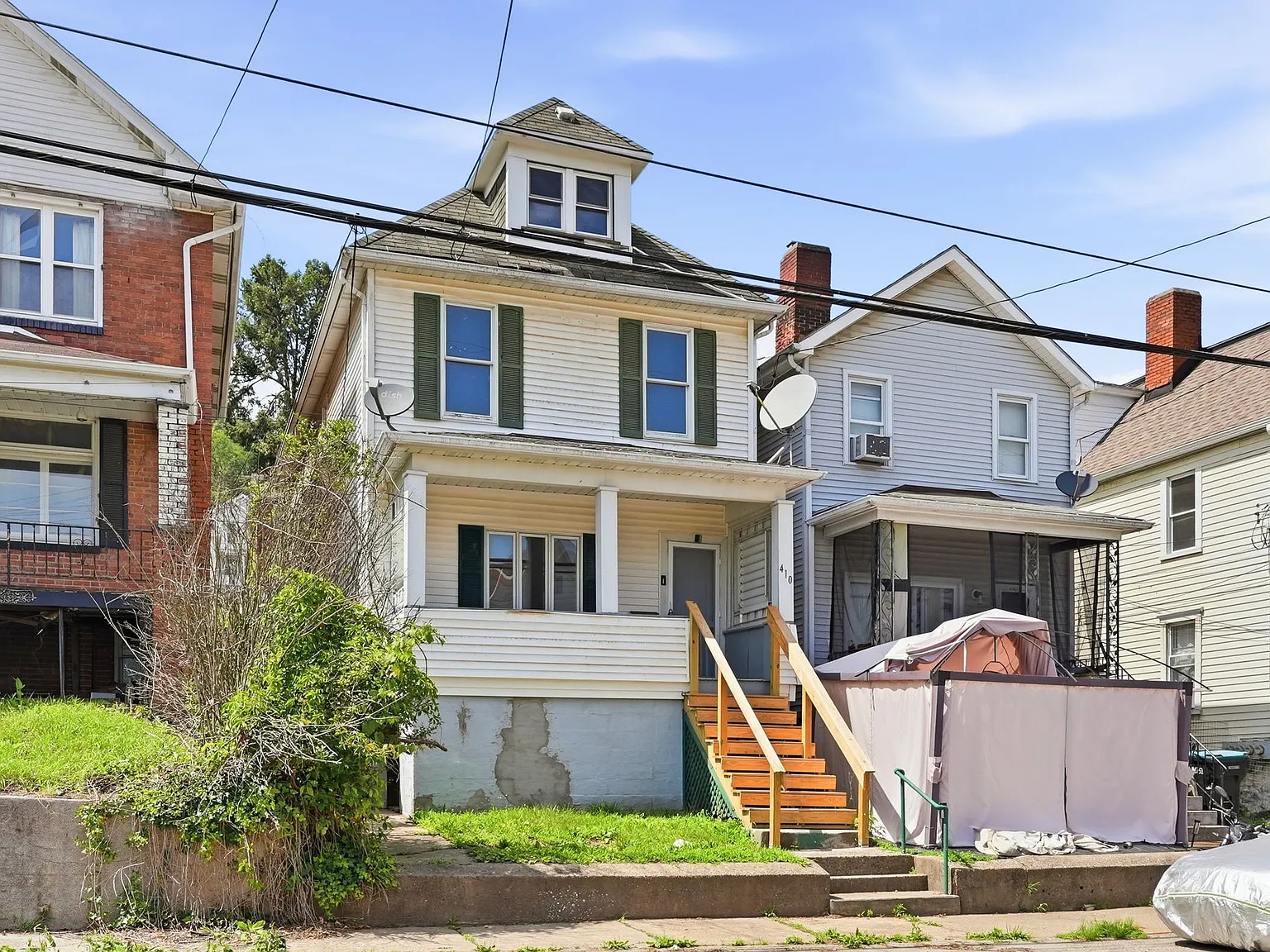5 bed, $1,500 — Photo 2