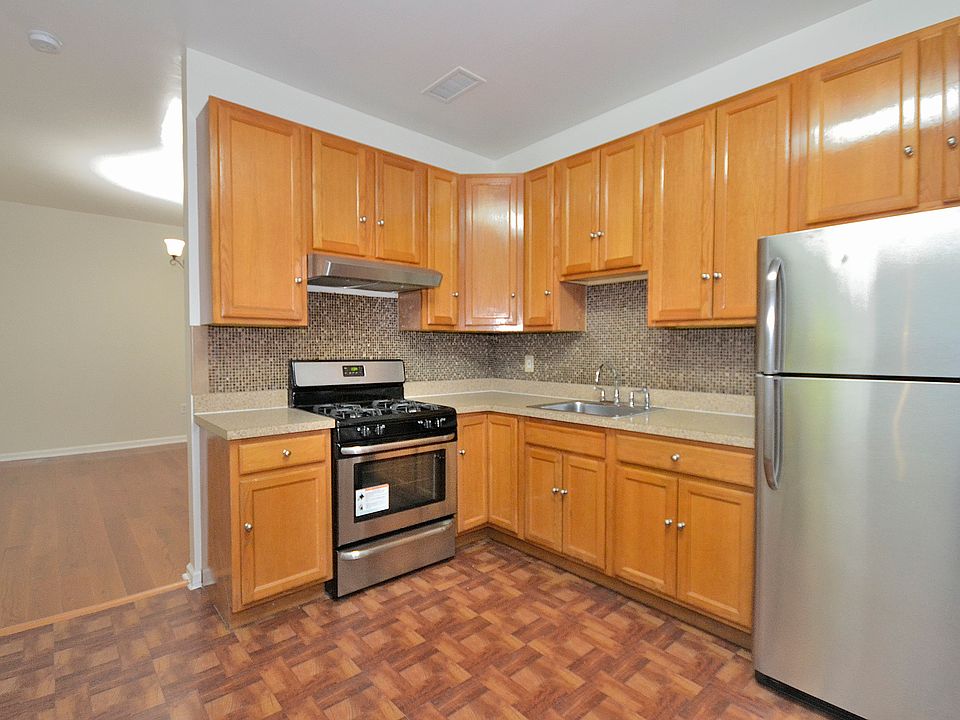 1st image of 6 Saint Marys Place # Fl 2nd