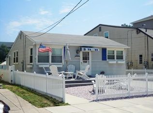225 3rd St S, Brigantine, NJ 08203
