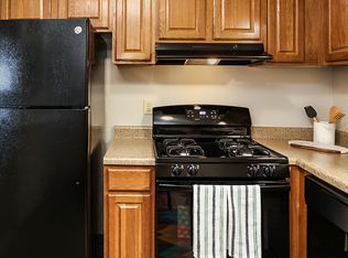 The Meadows Apartment Homes KS, Shawnee, KS 66216