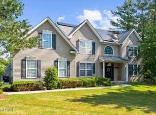211 Tollgate Rd, Quakertown, PA 18951