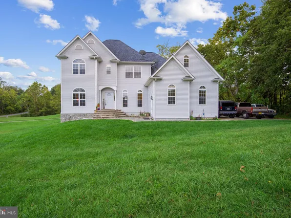 4232 Lawnvale Dr, Gainesville, VA 20155