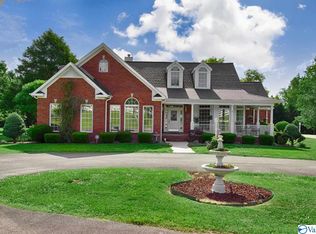 590 Beth Rd, New Market, AL 35761