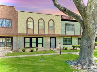 6847 Crown Rdg, San Antonio, TX 78239