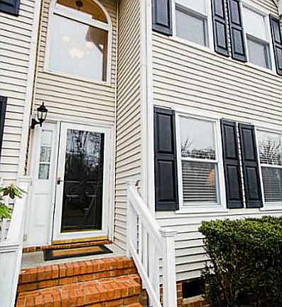 2nd image of 536 Stillwater Dr