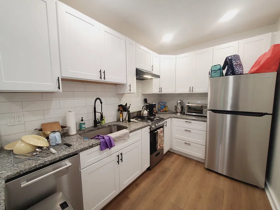 66 Highland Rd #2