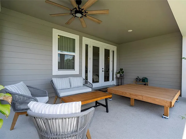 2184 Broadbrook Dr — Photo 22