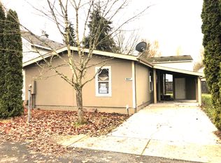 607 NE Mariners Loop, Portland, OR 97211