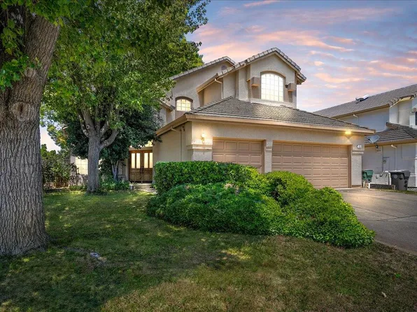 8654 Bluefield Way, Sacramento, CA 95823