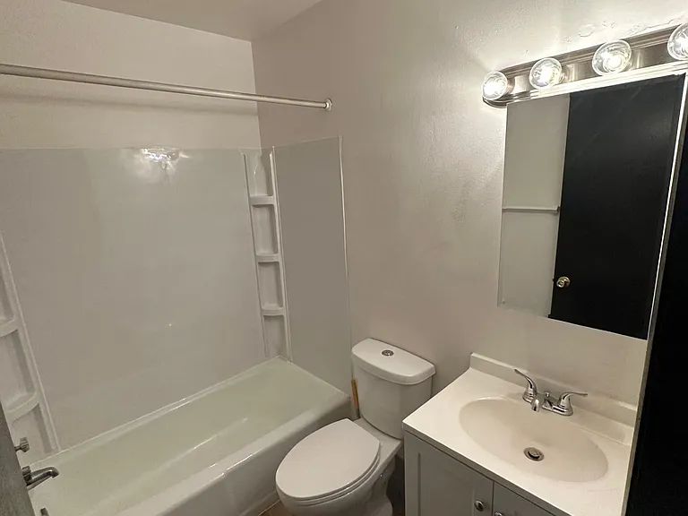 The Ridge Apartments — Photo 148