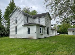 12409 Stamper Rd, Girard, IL 62640