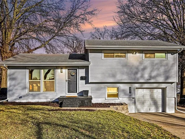 6201 N Howard Ave, Kansas City, MO 64118