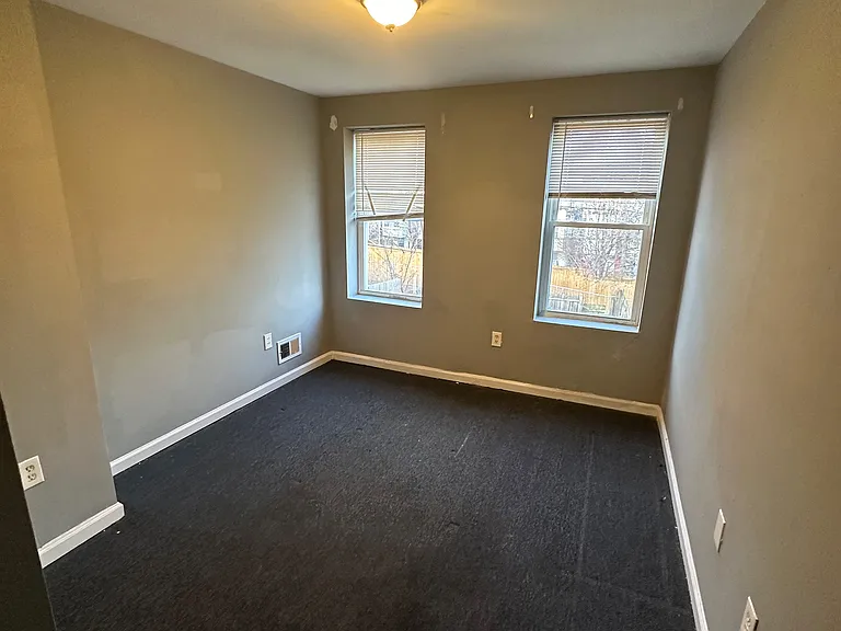 1816 Braddish Ave — Photo 9