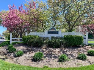 4 Highland Ter APT 410, Plymouth, MA 02360