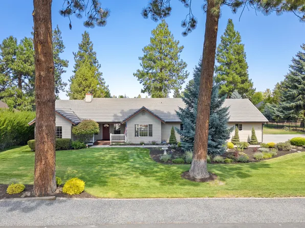 21044 Desert Woods Dr, Bend, OR 97702
