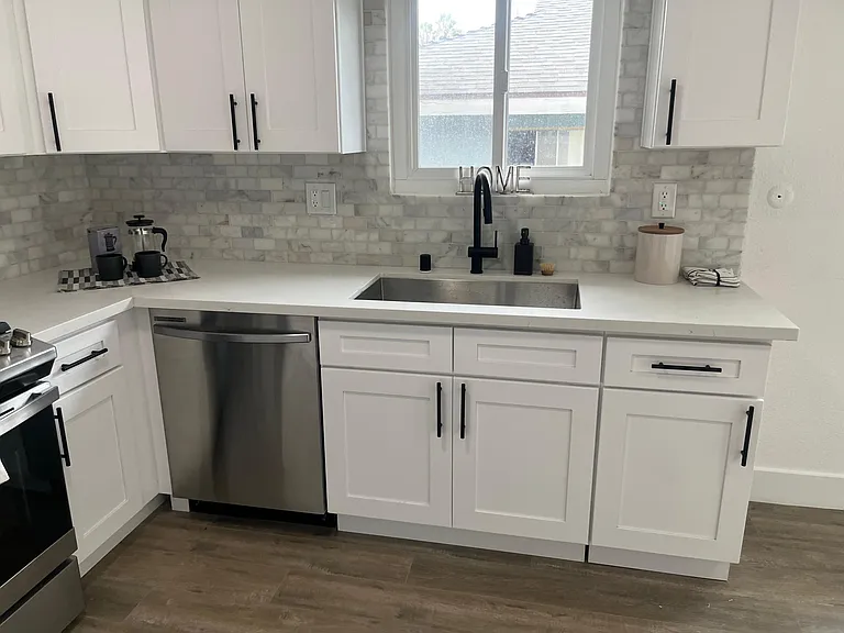 102 N Merrimac Dr #C — Photo 6