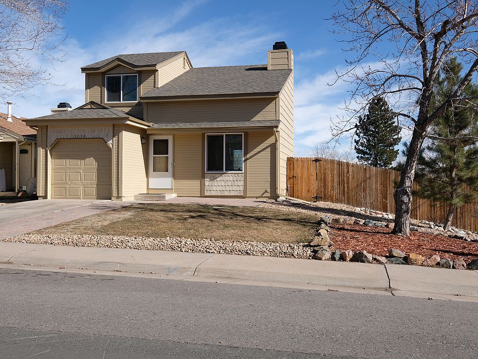 Front 3094 S Uravan St